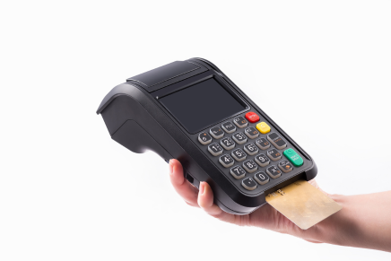 Como escolher uma maquininha de cartão